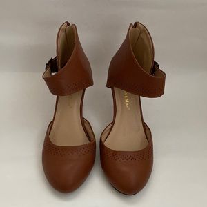 Camel colored heels